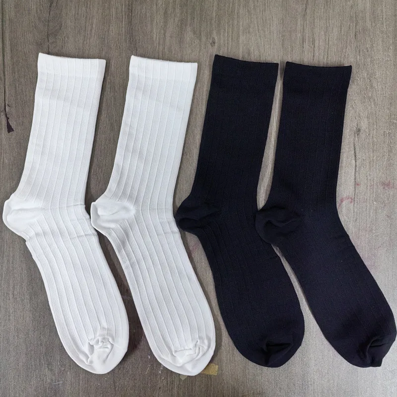 男性と女性のための滑り止めソックス,サッカー,バスケットボー - Badminton Grip のレビューと価格